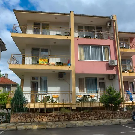 Casa de hóspedes Kazlarov