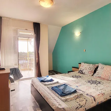 Kazlarov * Kiten (Burgas)