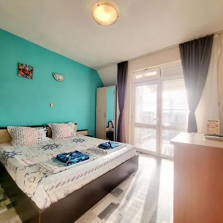 Casa de hóspedes Kazlarov *