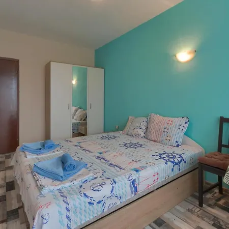 Kazlarov Guest house *