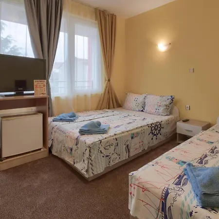 Kazlarov Pensjonat Kiten (Burgas)