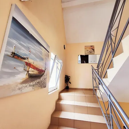 Kazlarov Guest house