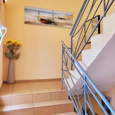 Kazlarov Guest house