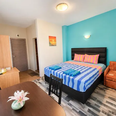 Guest house Kazlarov Kiten (Burgas)