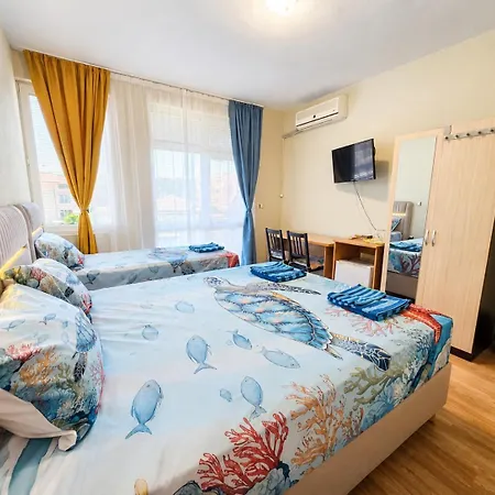 Kazlarov * Kiten (Burgas)