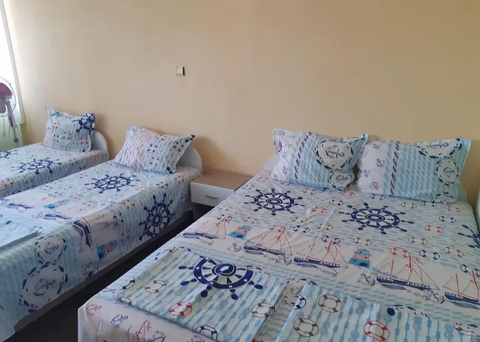 Kazlarov Guest house *