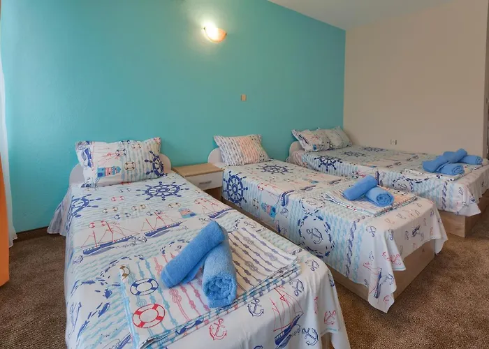 Kazlarov Guest house *