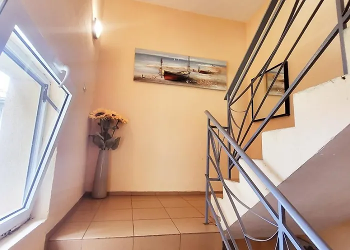 Kazlarov Guest house *